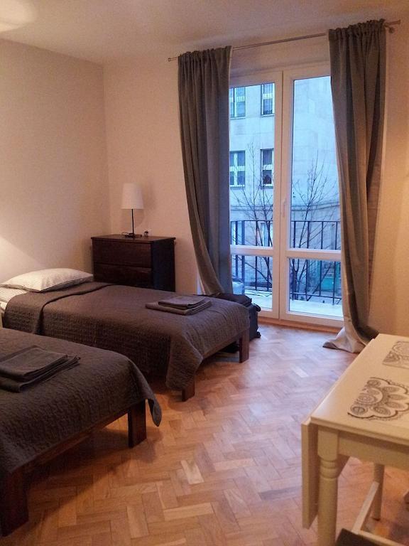 Koro De Varsovio - Apartament Ciasna 10 Extérieur photo